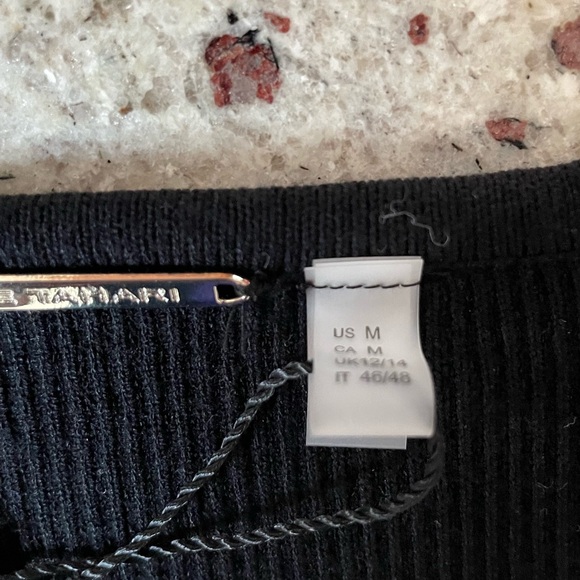 Sweetheart Neckline Short Sleeve Top from Elie Tahari - Picture 6 of 7